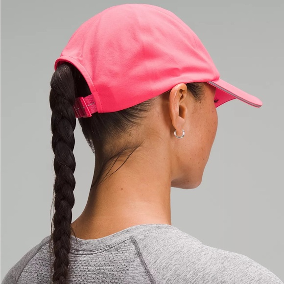 Lululemon Unisex Hat 🎁NWT🎁 Fast and Free Running Hat Sz S/M Glazed Pink color - Picture 6 of 7